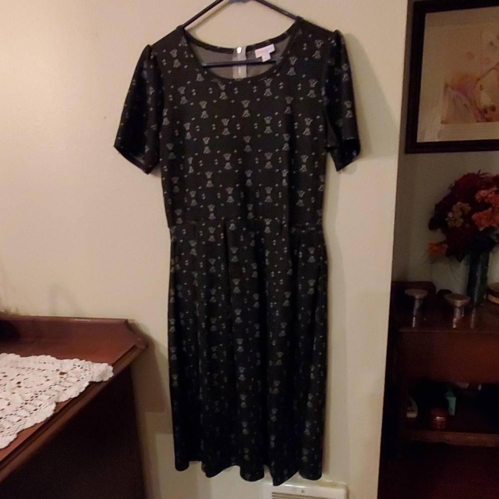 Lularoe  amelia